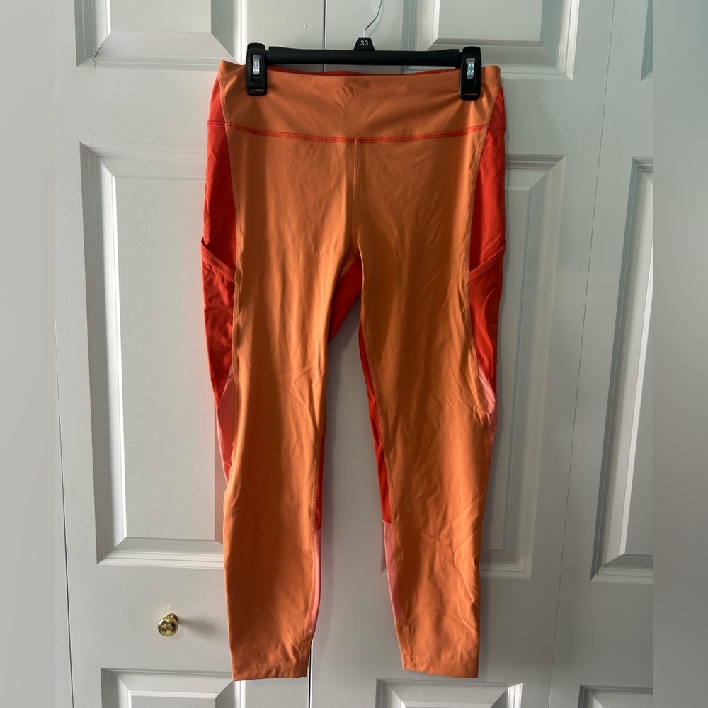 Outdoor voices Womens orange leggings size large